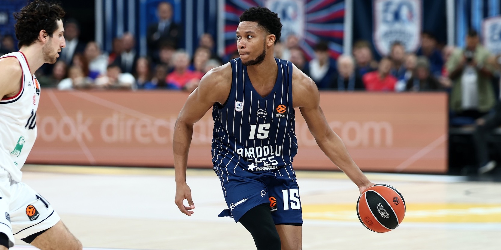 Anadolu Efes: 93 - EA7 Emporio Armani Milan: 97