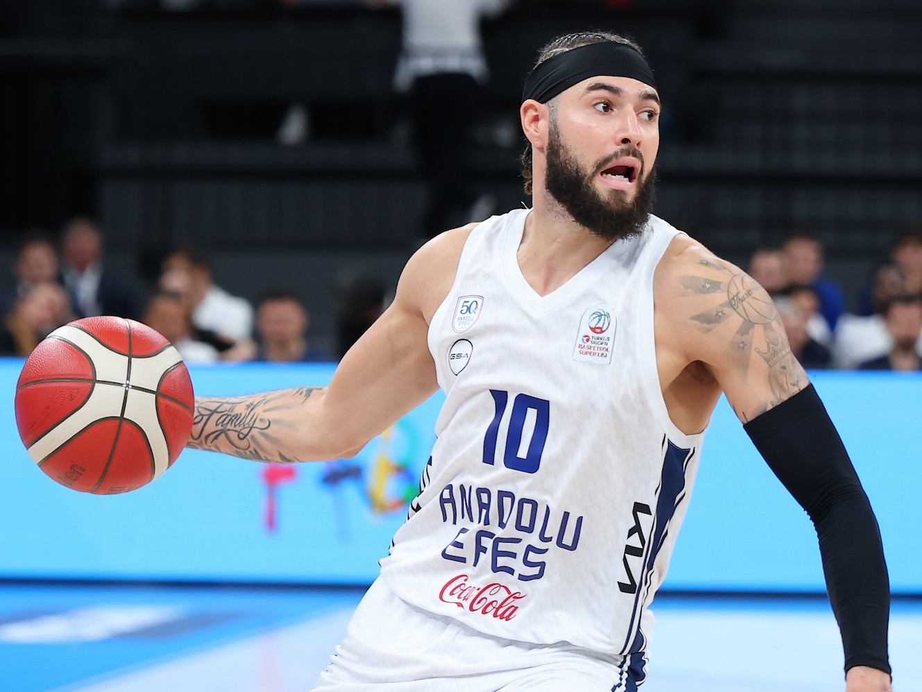 Sezonun Açılış Maçında Esenler Erokspor’u 90-76 mağlup Ettik...