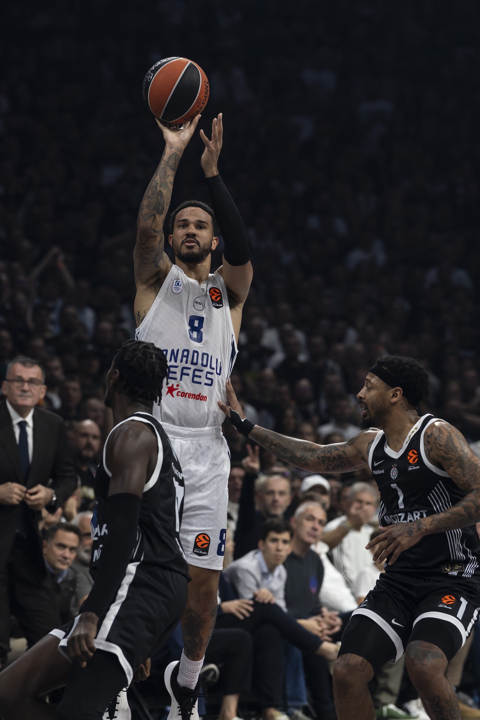 Partizan: 93 - Anadolu Efes: 87