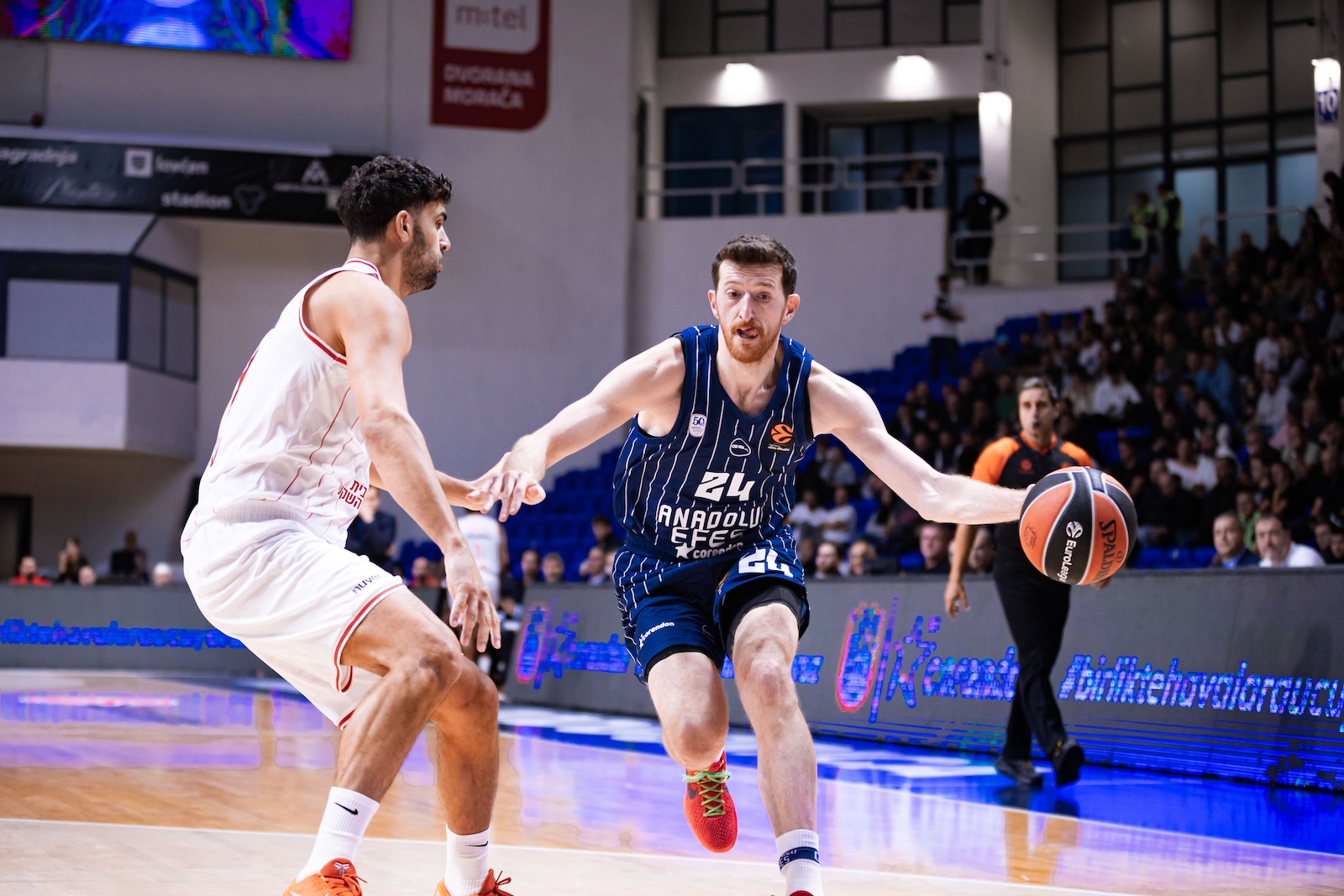 Anadolu Efes: 81 - Hapoel IBI Tel Aviv: 87