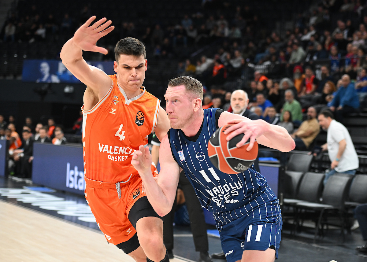 Valencia Basket’i 107-90’lık Skor ile Mağlup Ettik...