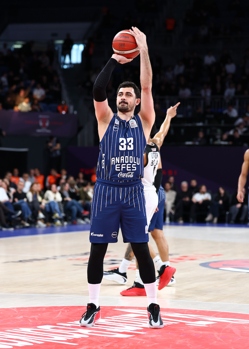 Beşiktaş Gain: 91 - Anadolu Efes: 82