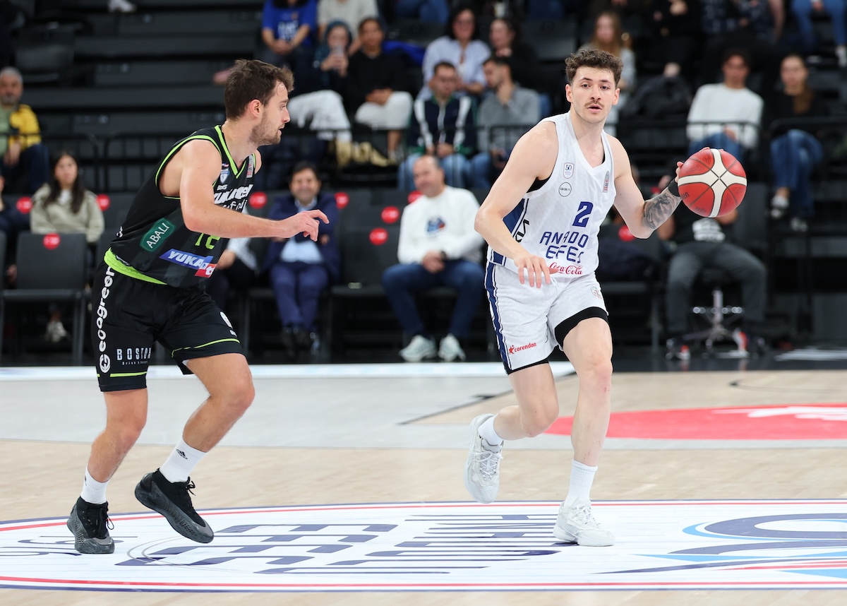 Yukatel Merkezefendi Belediyesi Basket’i 90-72 Mağlup Ettik...