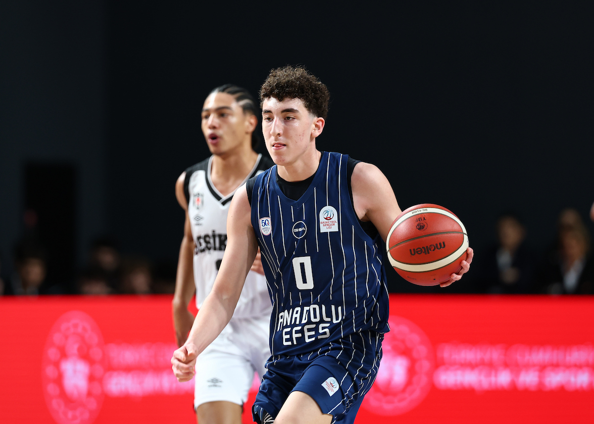 Beşiktaş’ı 90-87 Yenen Gençlerimiz BGL'de Yenilgisiz Liderliğini Sürdürdü...