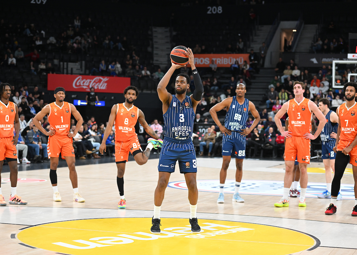 Valencia Basket’i 107-90’lık Skor ile Mağlup Ettik...