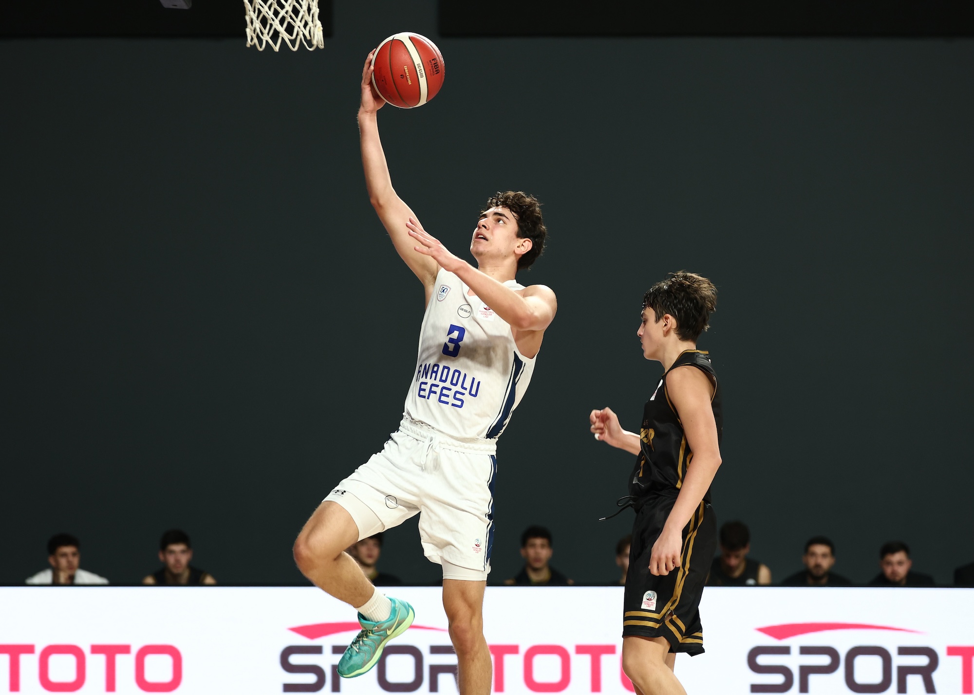 Gençlerimiz BGL’ye Farklı Galibiyet ile Başladı: 96-61