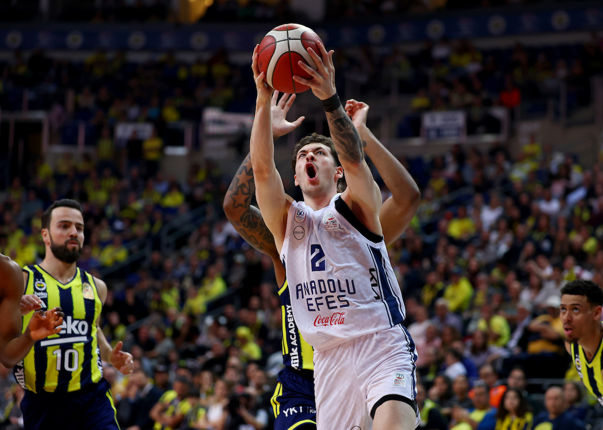 Fenerbahçe Beko: 97 - Anadolu Efes: 94