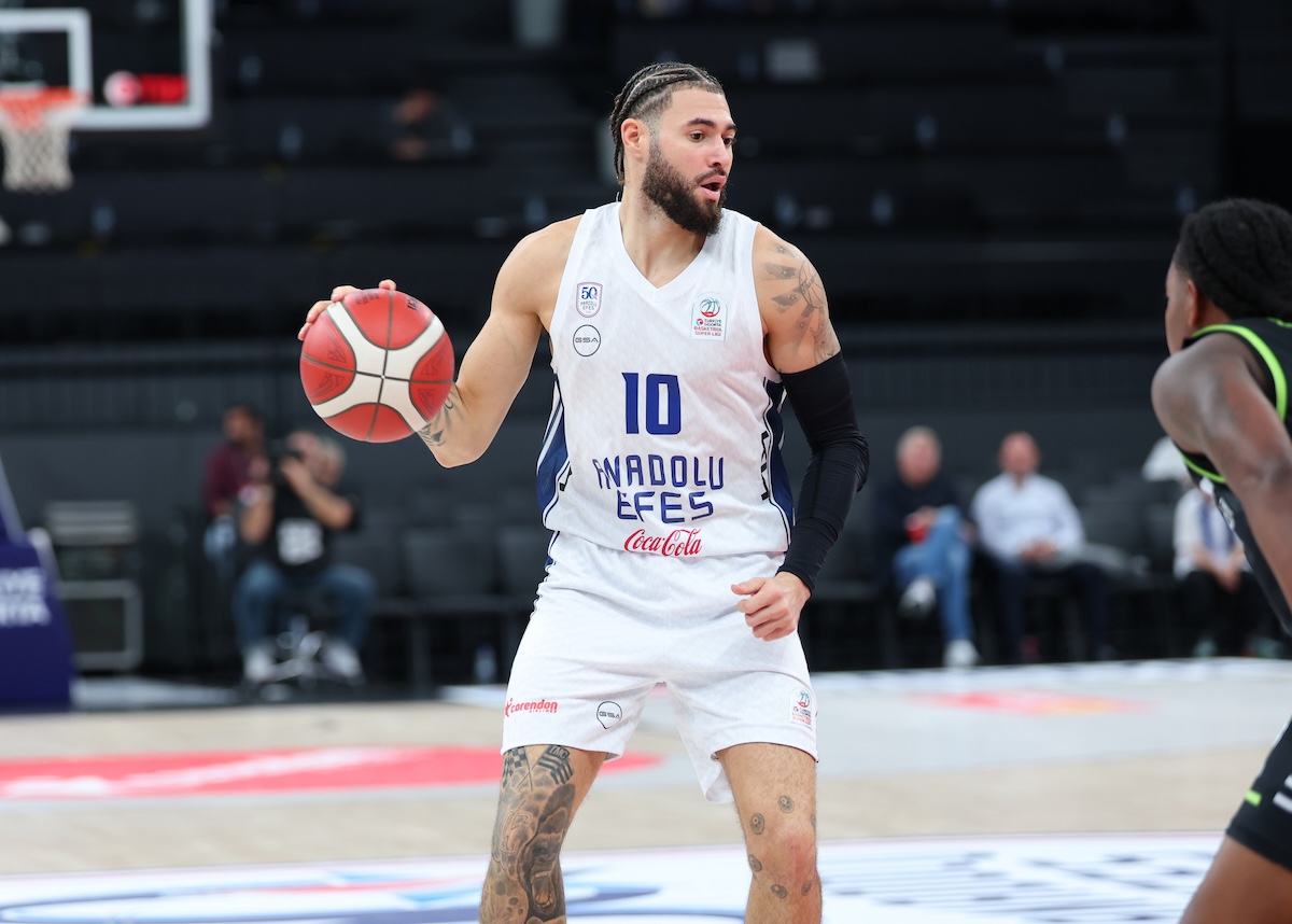 Yukatel Merkezefendi Belediyesi Basket’i 90-72 Mağlup Ettik...