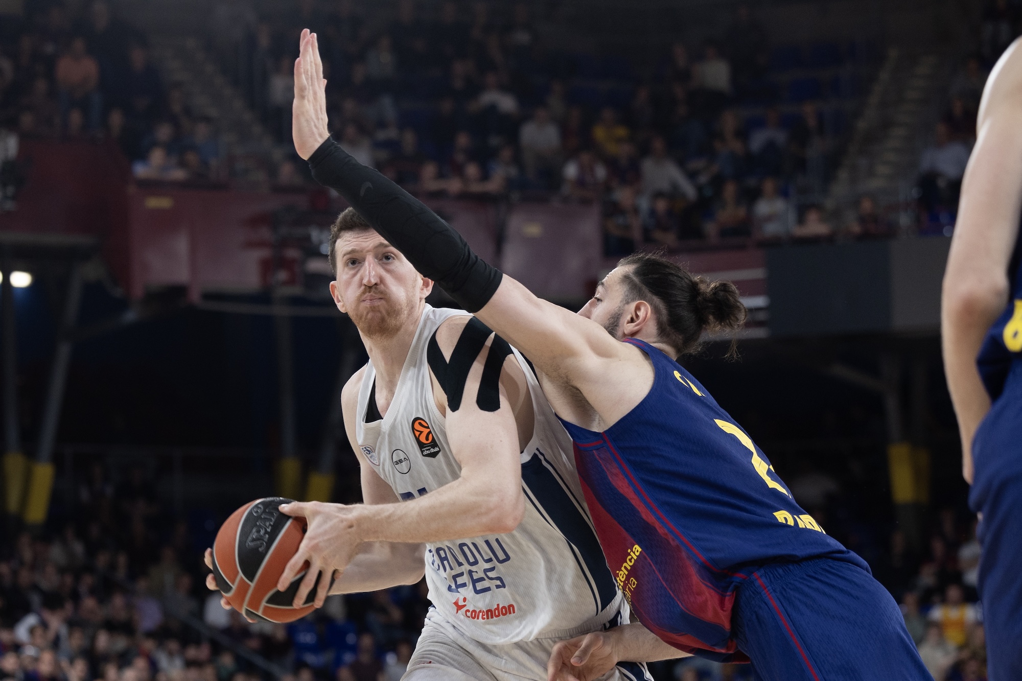 FC Barcelona: 78 - Anadolu Efes: 71