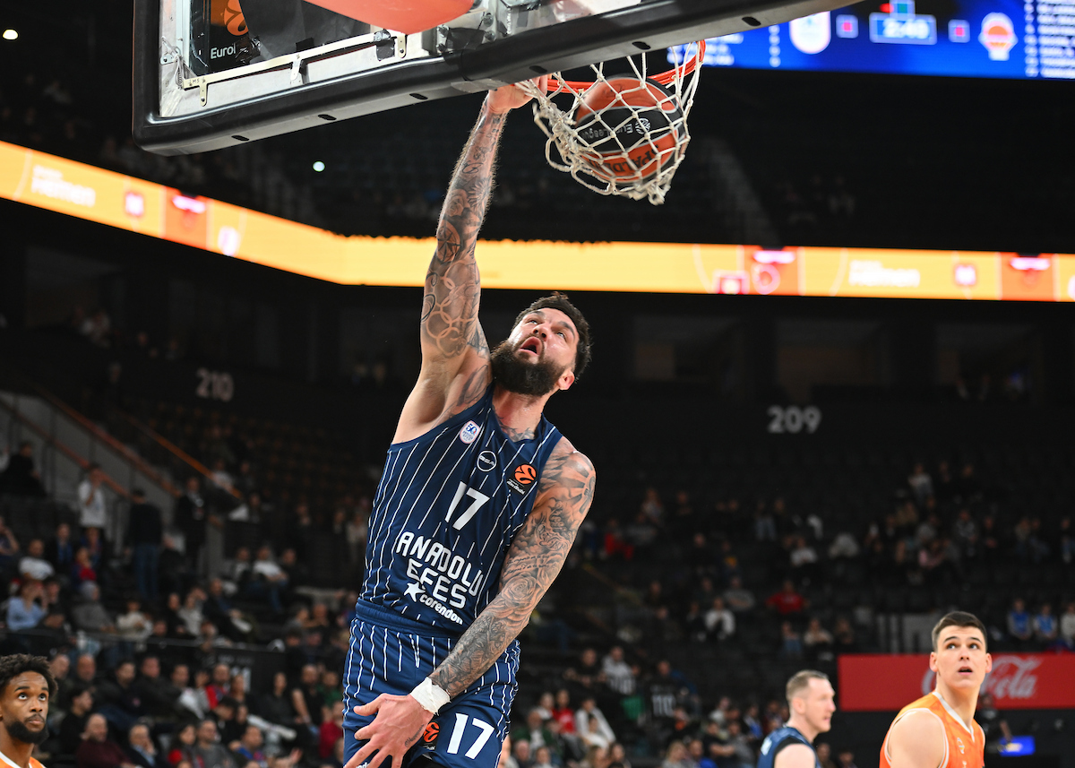 Valencia Basket’i 107-90’lık Skor ile Mağlup Ettik...