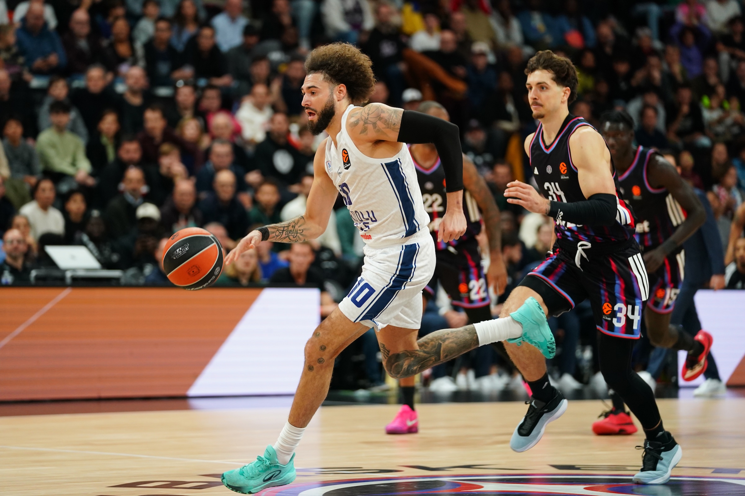 Victory is Ours in Paris: 90-80