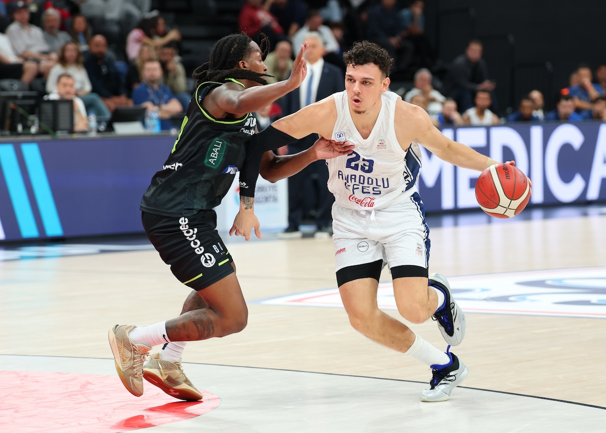 Yukatel Merkezefendi Belediyesi Basket’i 90-72 Mağlup Ettik...