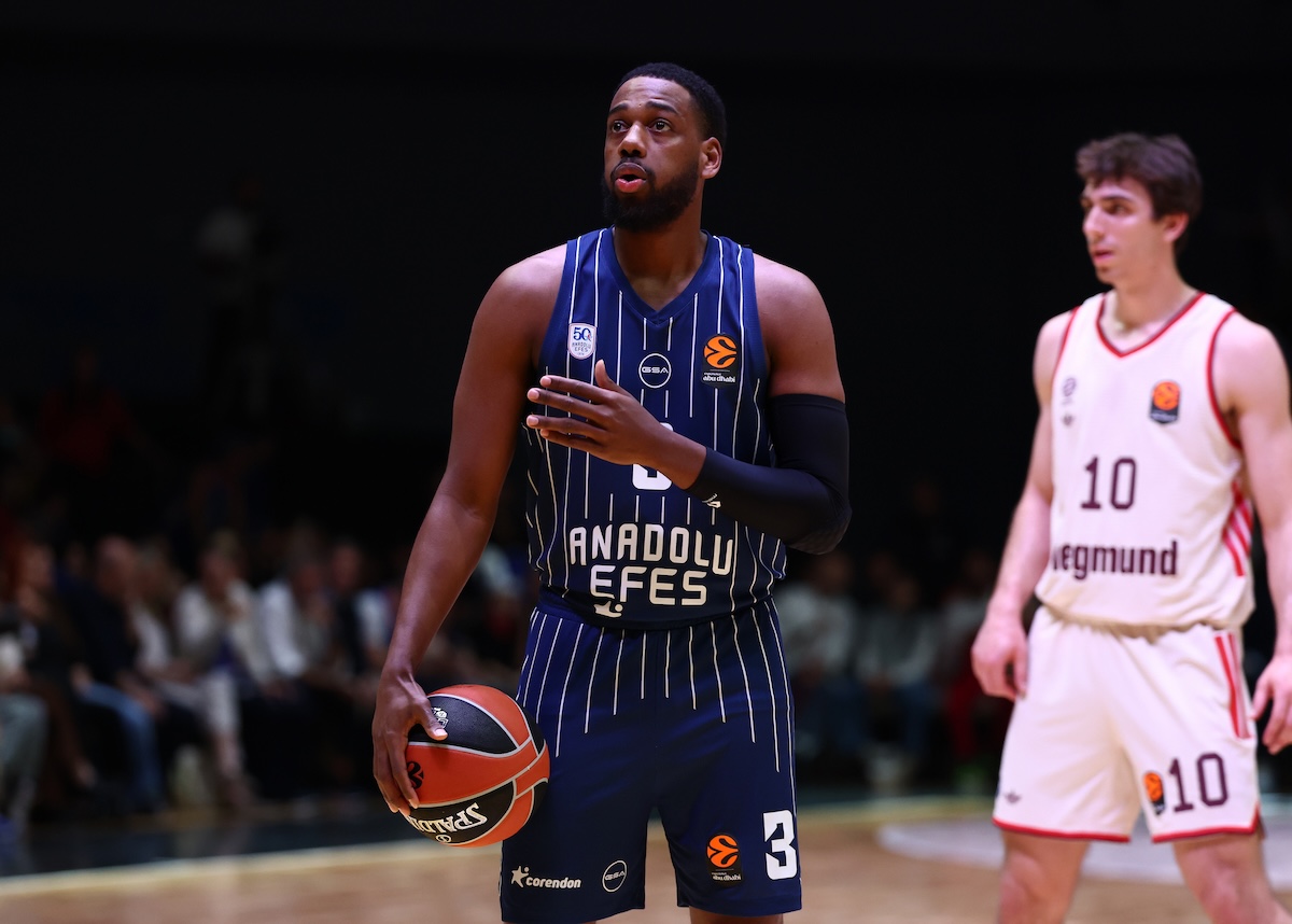 Antalya’da Galibiyet Bizim: 74-72