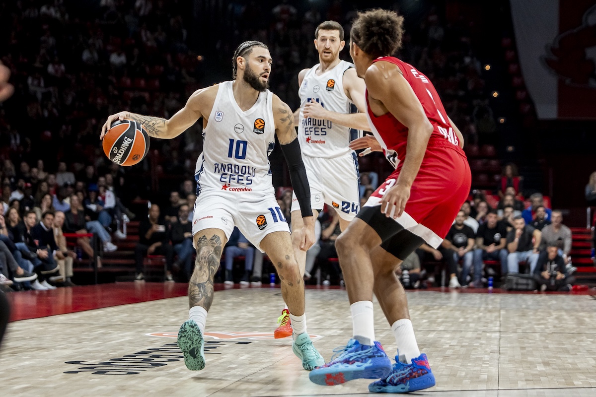Olympiacos Deplasmanında Galibiz: 82-78