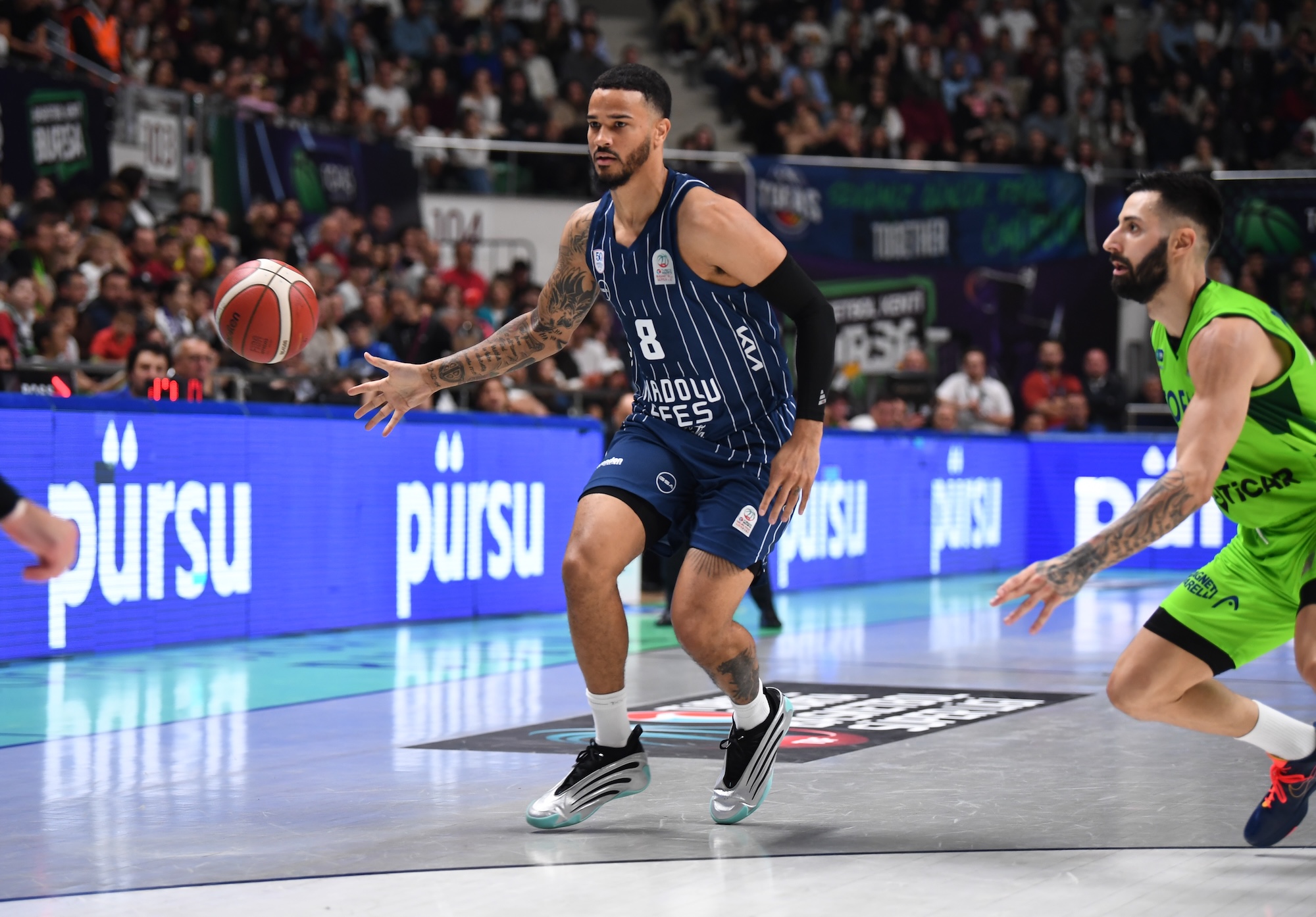 Tofaş: 86 - Anadolu Efes: 79