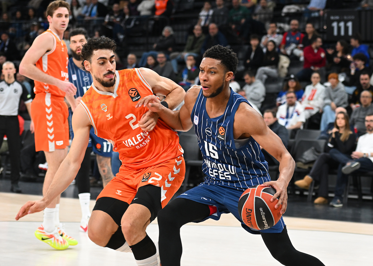 Valencia Basket’i 107-90’lık Skor ile Mağlup Ettik...