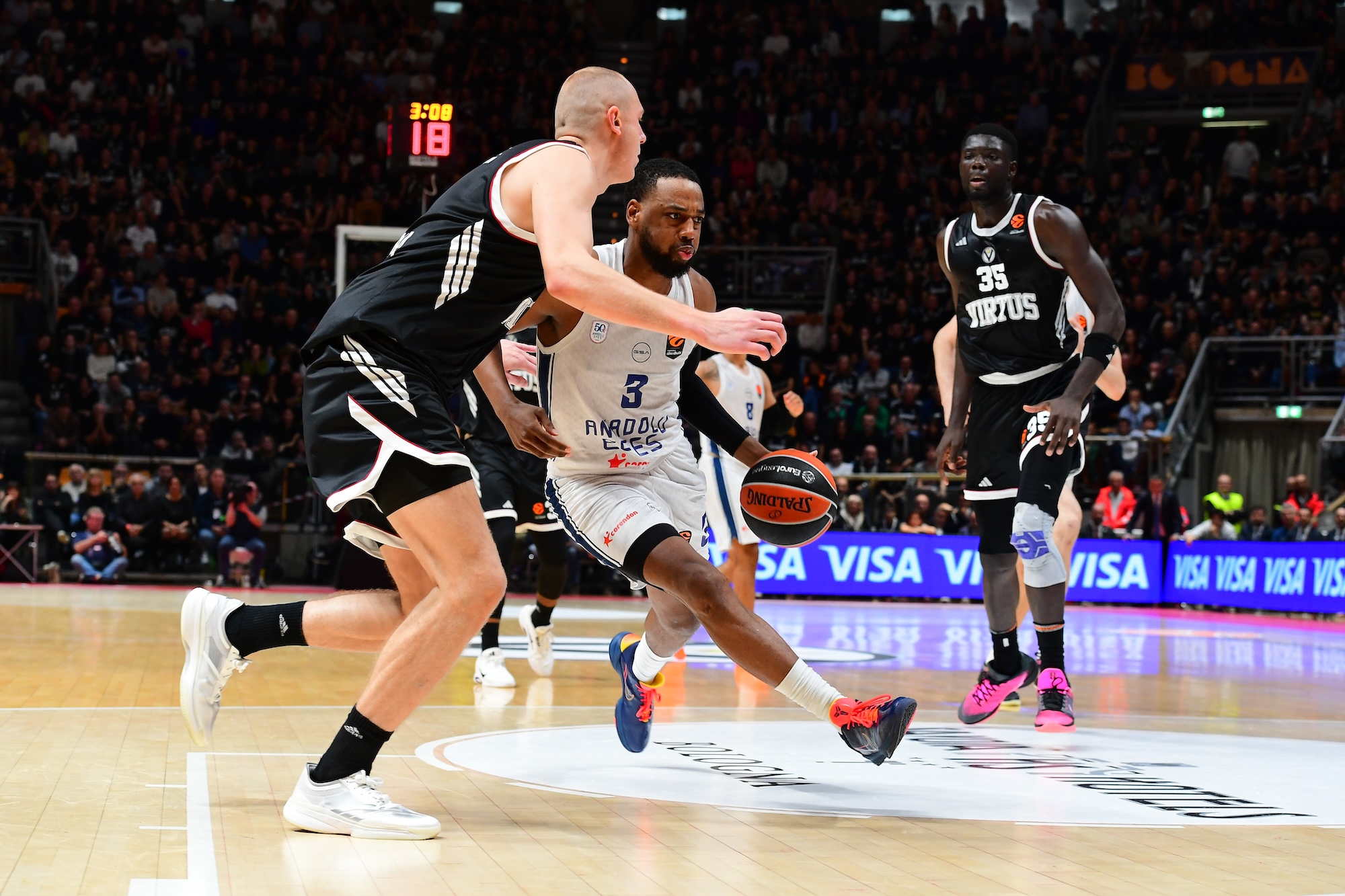 Virtus Bologna: 99 - Anadolu Efes: 89