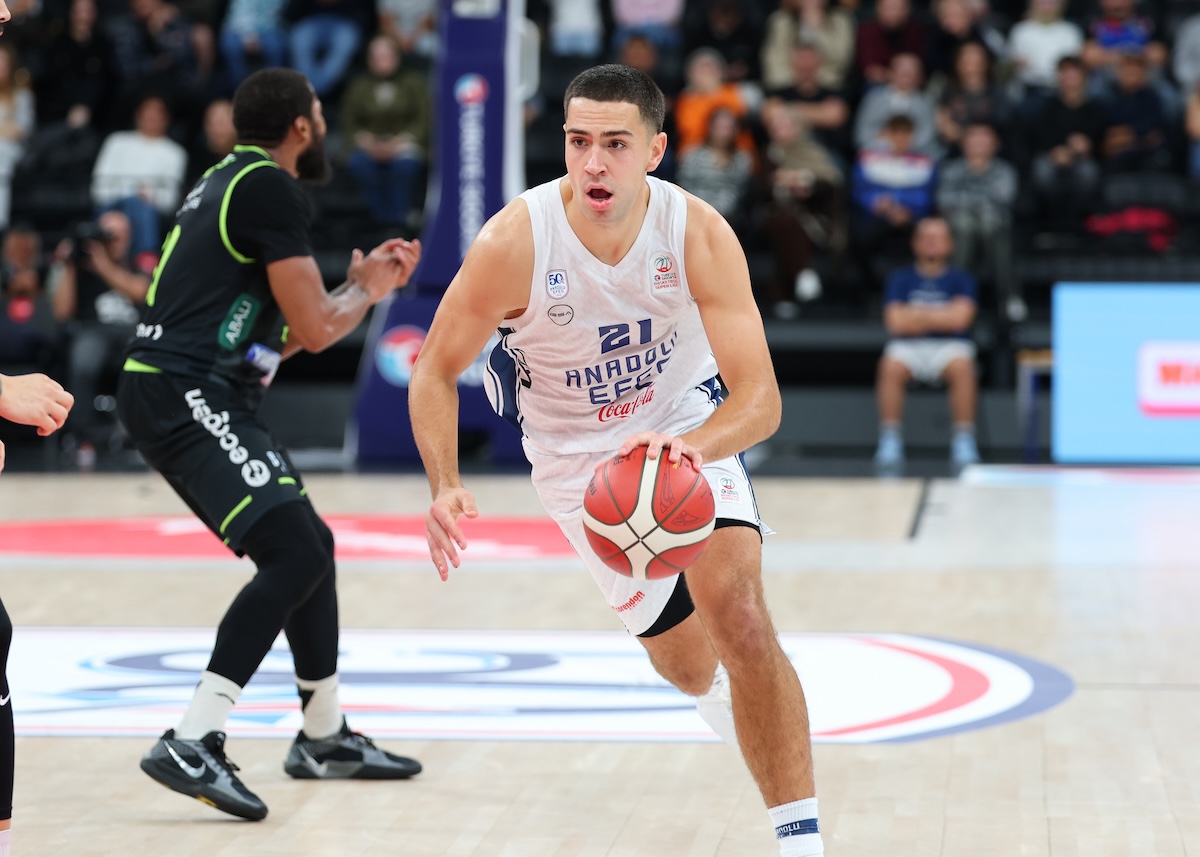 Yukatel Merkezefendi Belediyesi Basket’i 90-72 Mağlup Ettik...