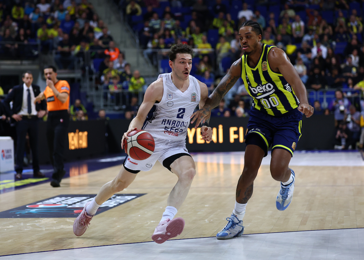 Fenerbahçe Beko: 97 - Anadolu Efes: 94