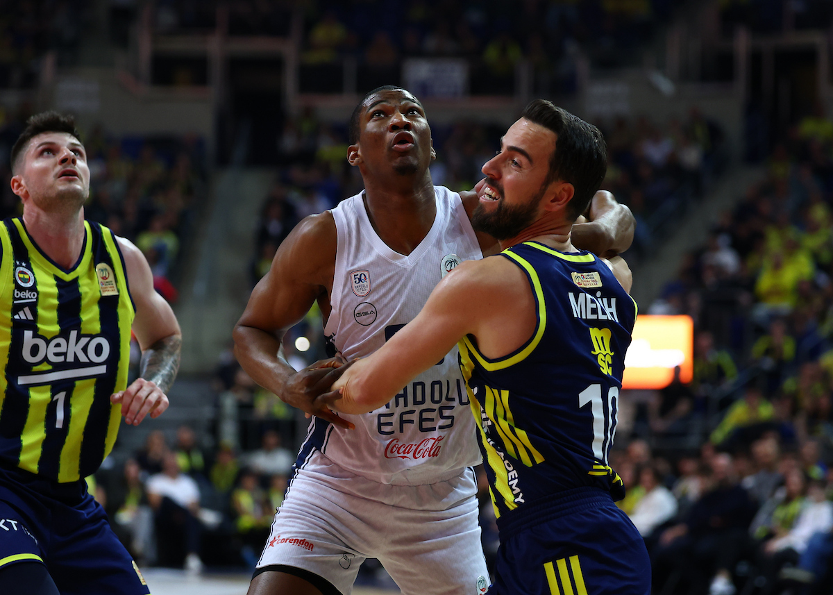 Fenerbahçe Beko: 97 - Anadolu Efes: 94