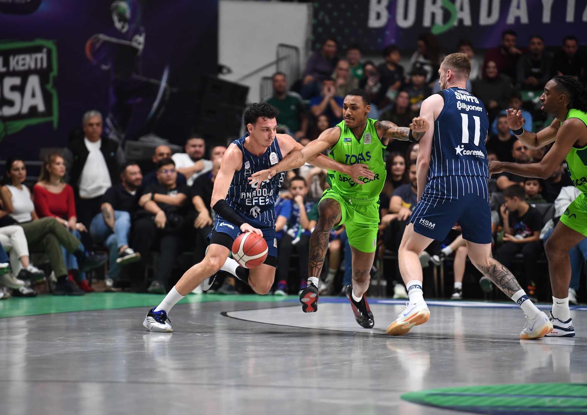 Tofaş: 86 - Anadolu Efes: 79