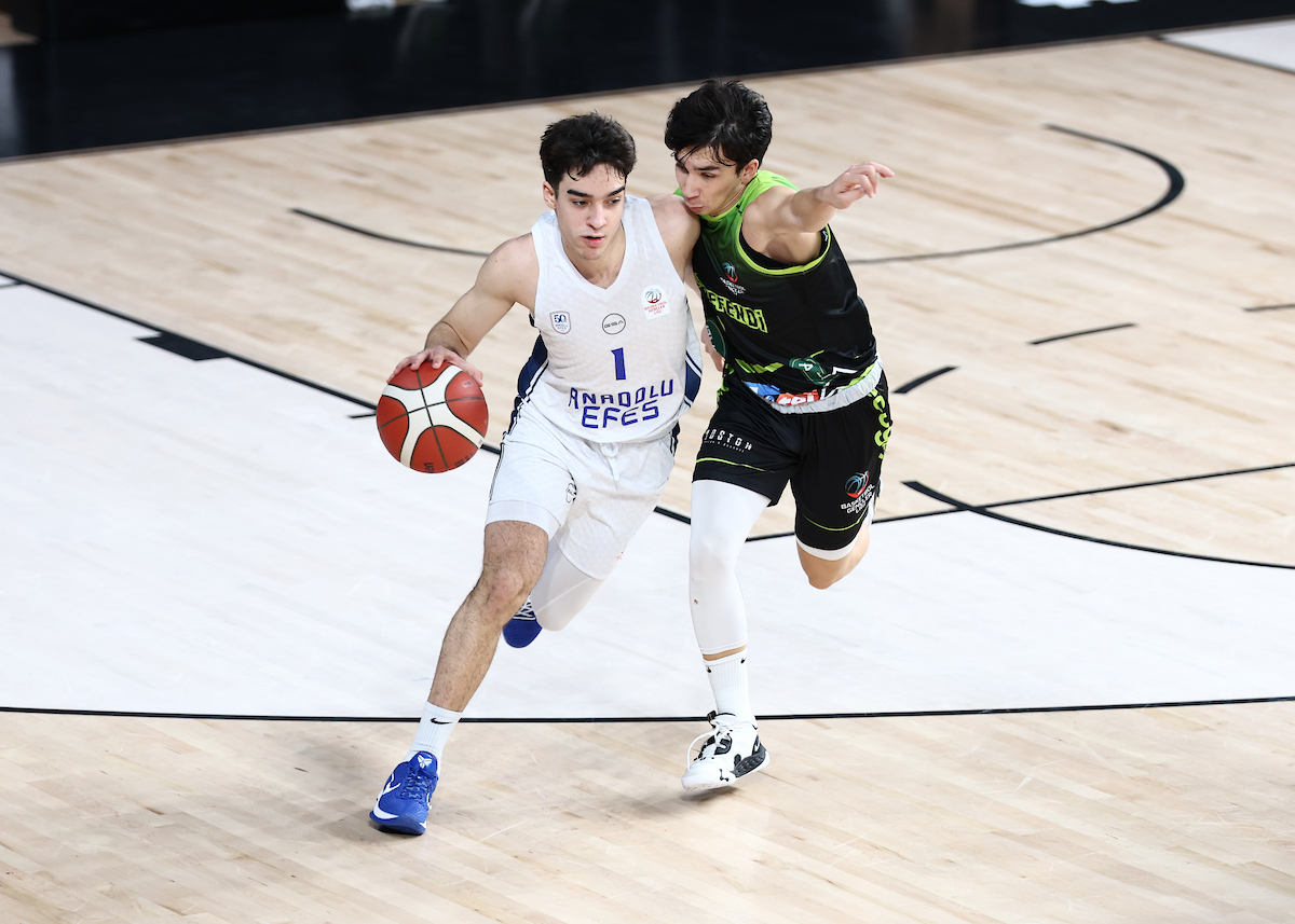 Gençlerimiz Üçte Üç Yaptı: 117-48