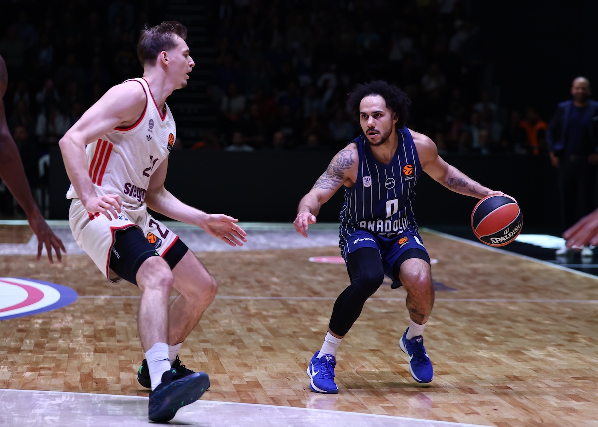 Antalya’da Galibiyet Bizim: 74-72