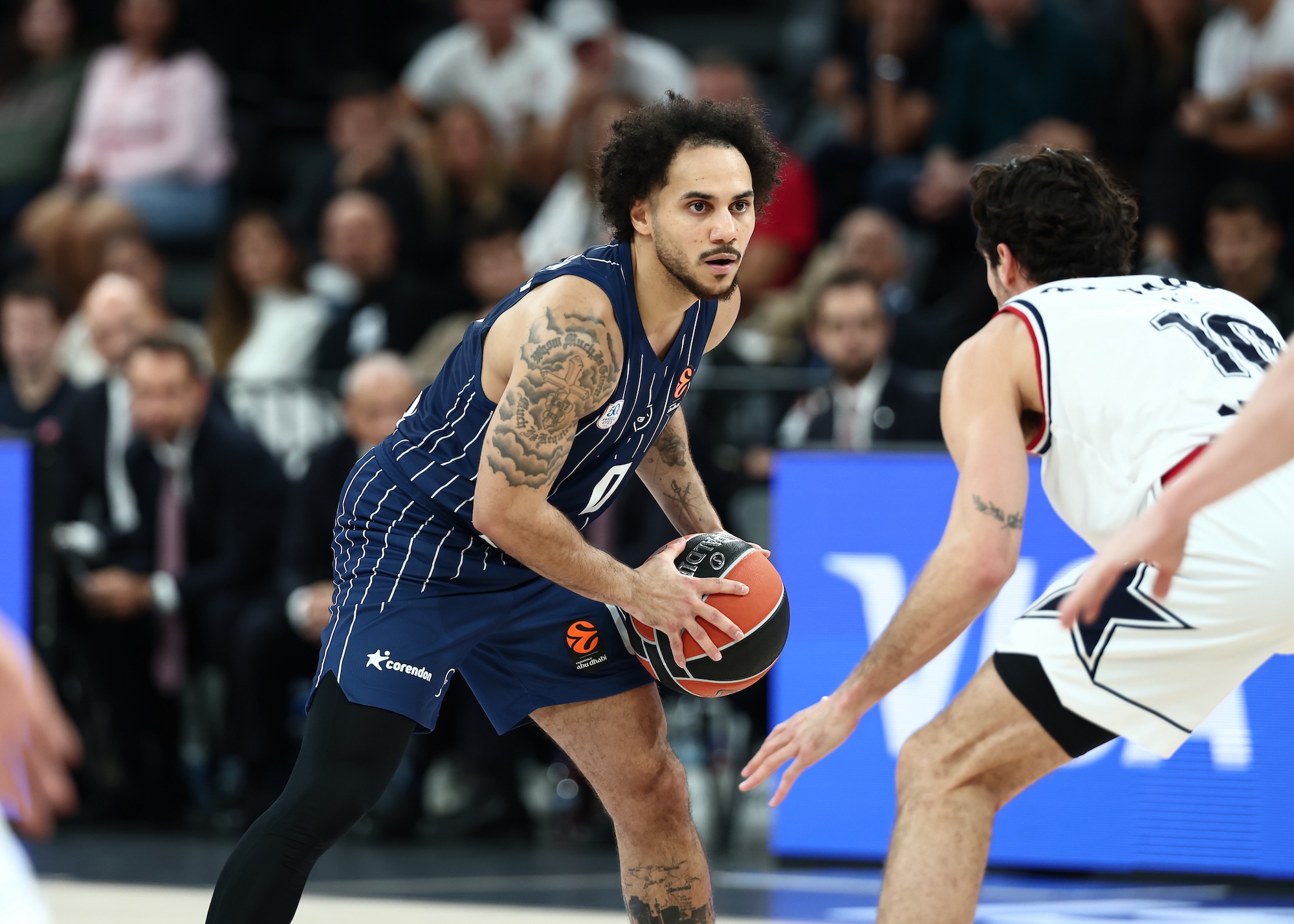 Anadolu Efes: 93 - EA7 Emporio Armani Milan: 97