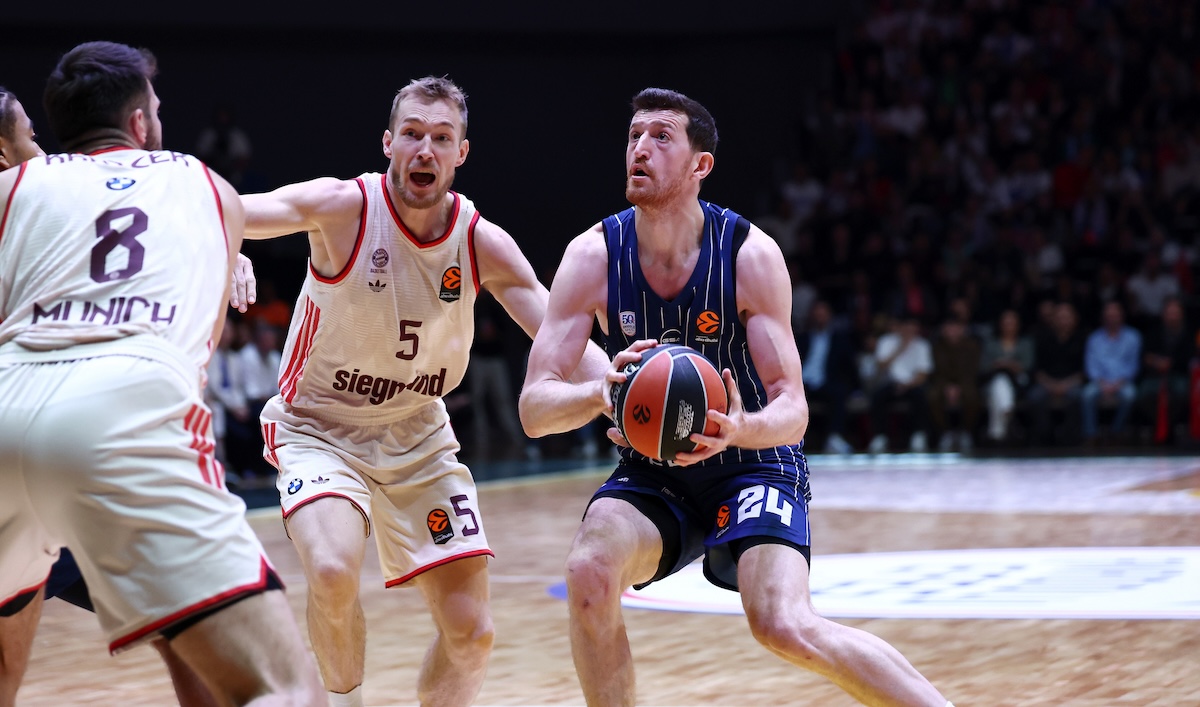 Antalya’da Galibiyet Bizim: 74-72