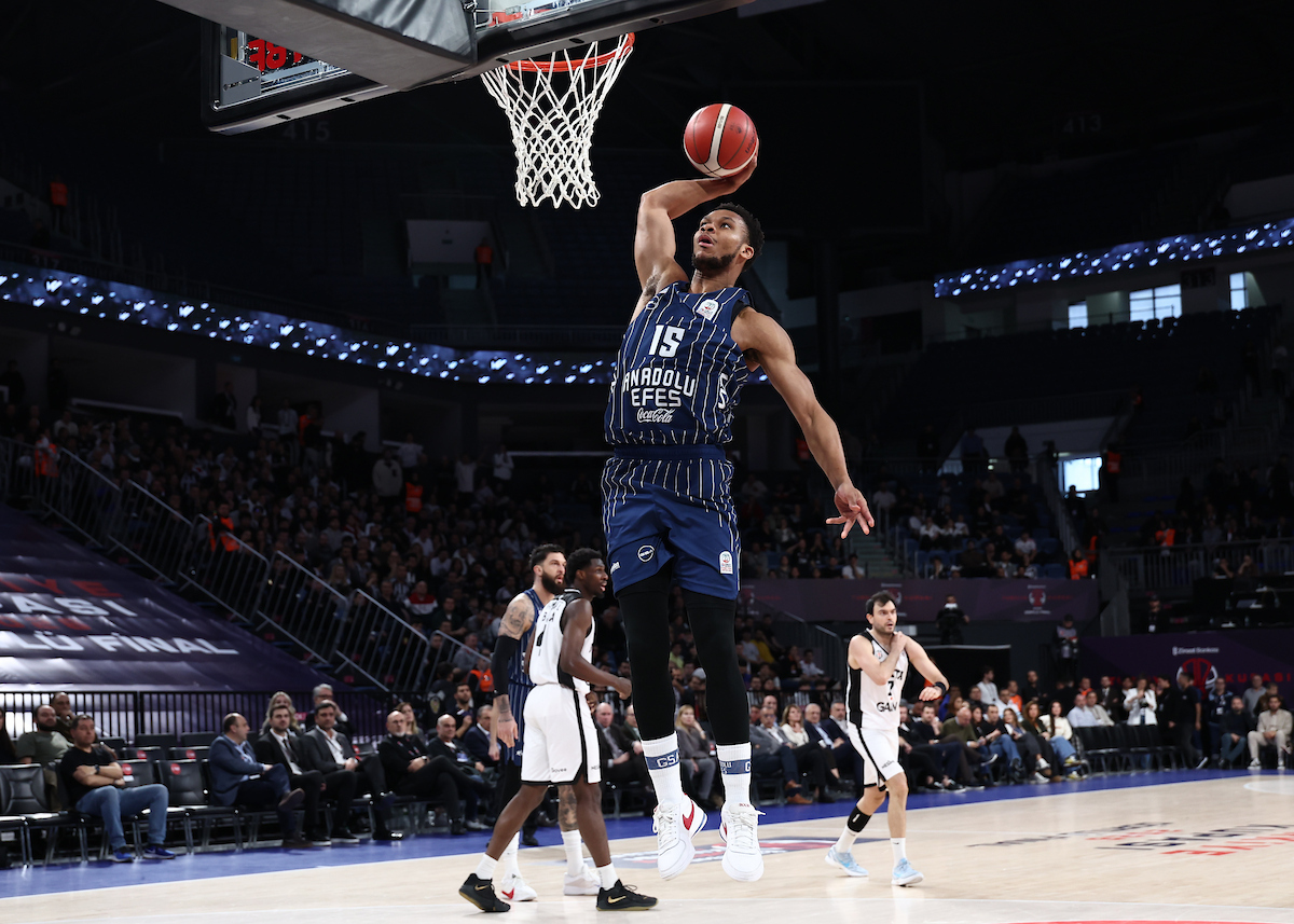 Beşiktaş Gain: 91 - Anadolu Efes: 82